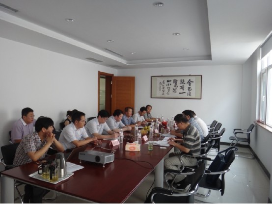 青島市發(fā)改委協(xié)同省里相關部門領導蒞臨我公司指導工作，并深入調(diào)研